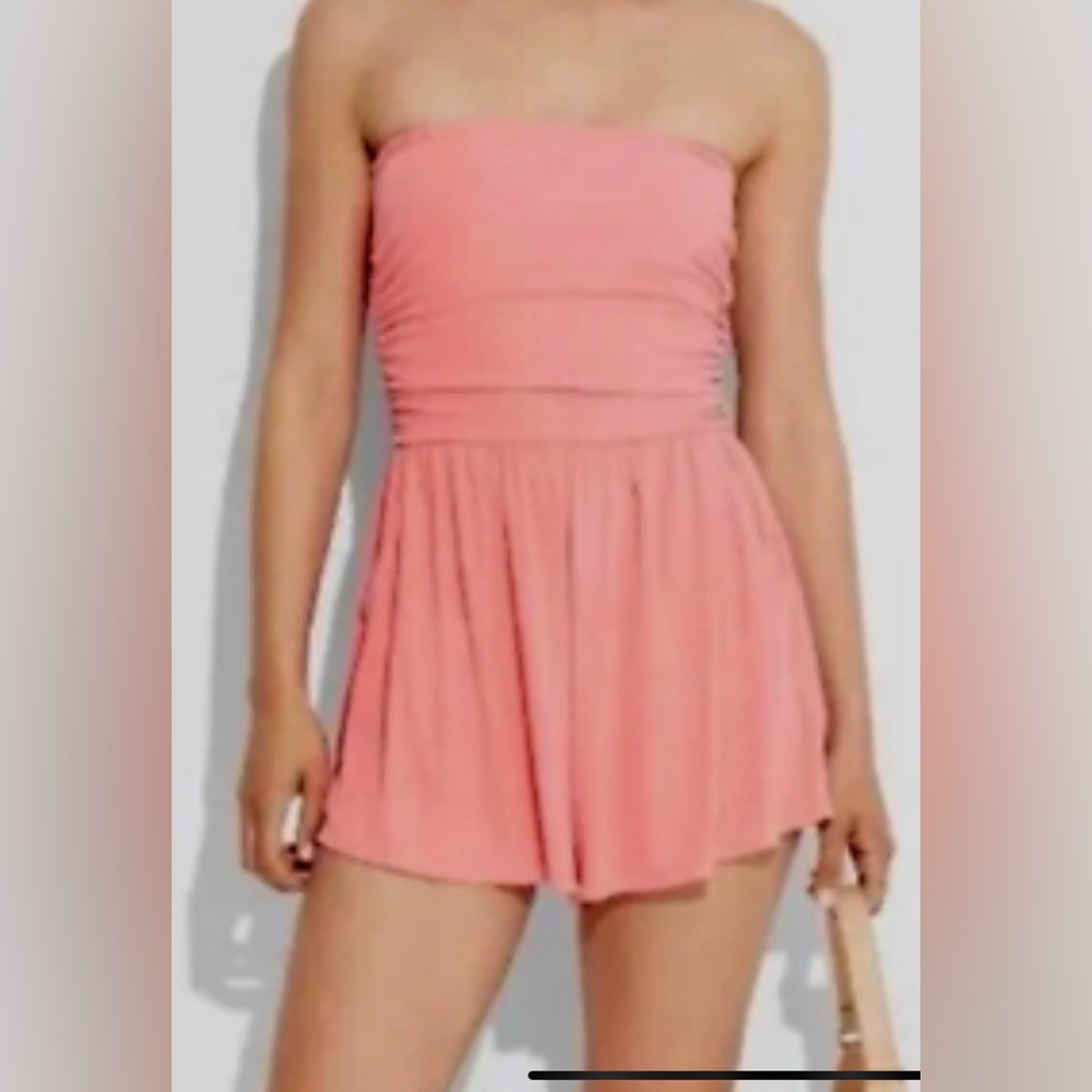 Wild Fable strapless short romper Sz L NWT